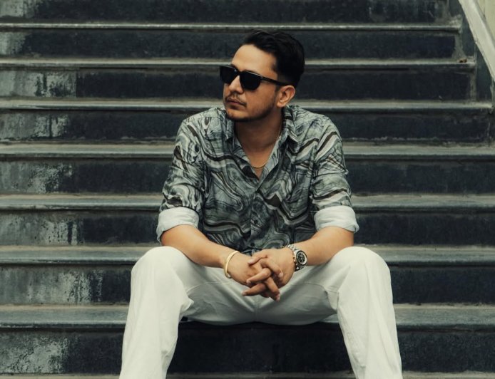 Hustinder Captures Raw Youth Emotions With His New EP ‘Young & Real’